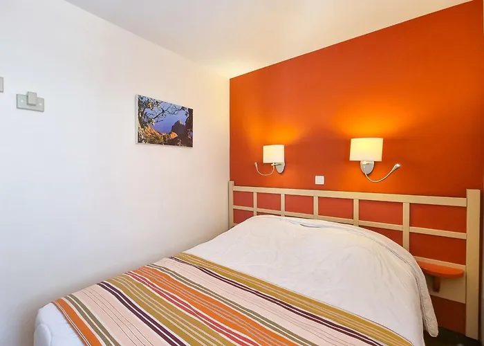 Sea View 6 Pers Near The Beaches In Agay