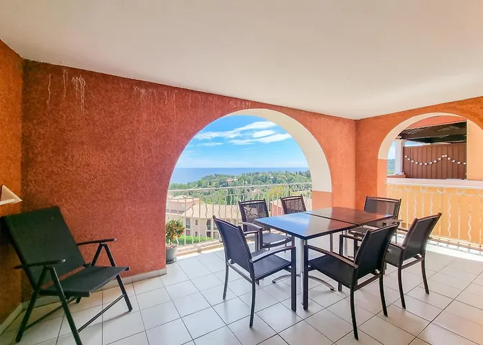 Sea View 6 Pers Near The Beaches In Agay شقة Saint-Raphaël